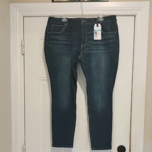 Time and Tru Dark Blue Ankle Jeans